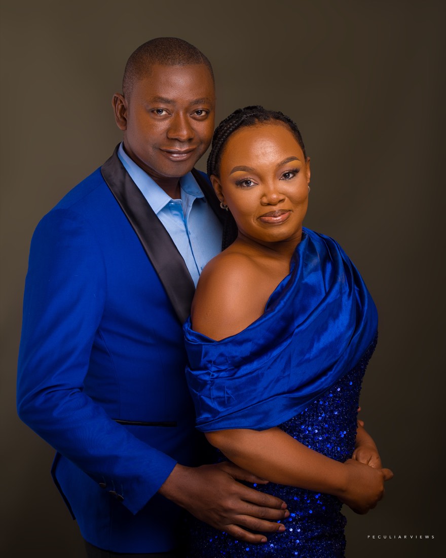 Chidimma and Gbenga embracing